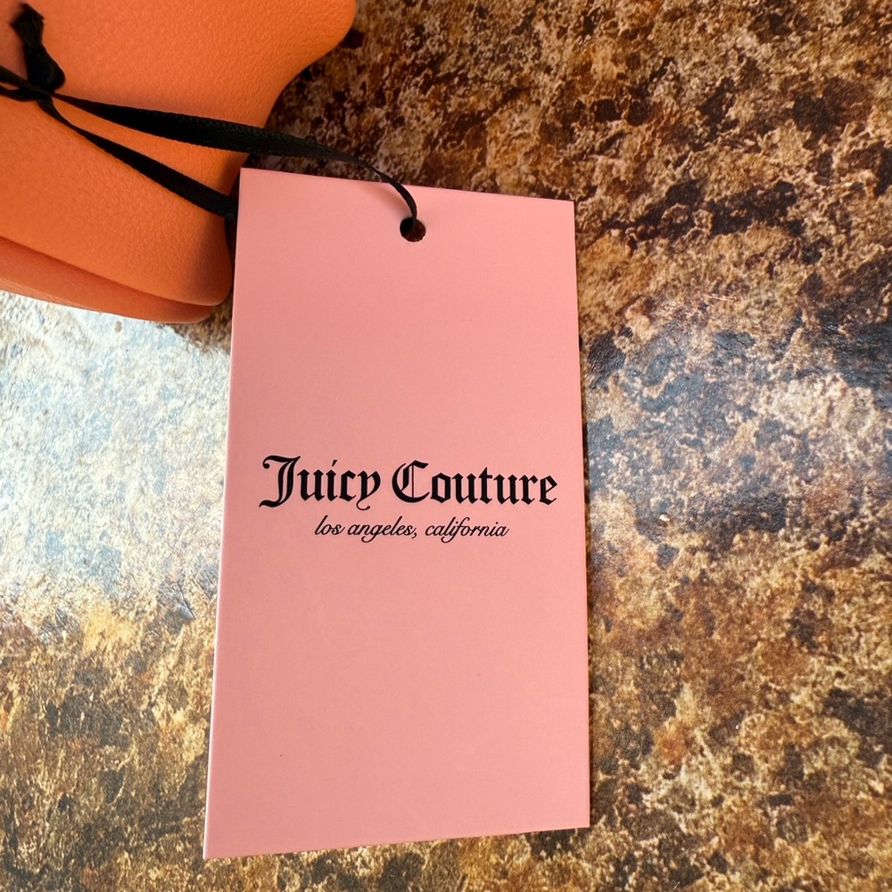 Juicy Couture Obsessed Camera Crossbody Bag - Picture 6 of 11